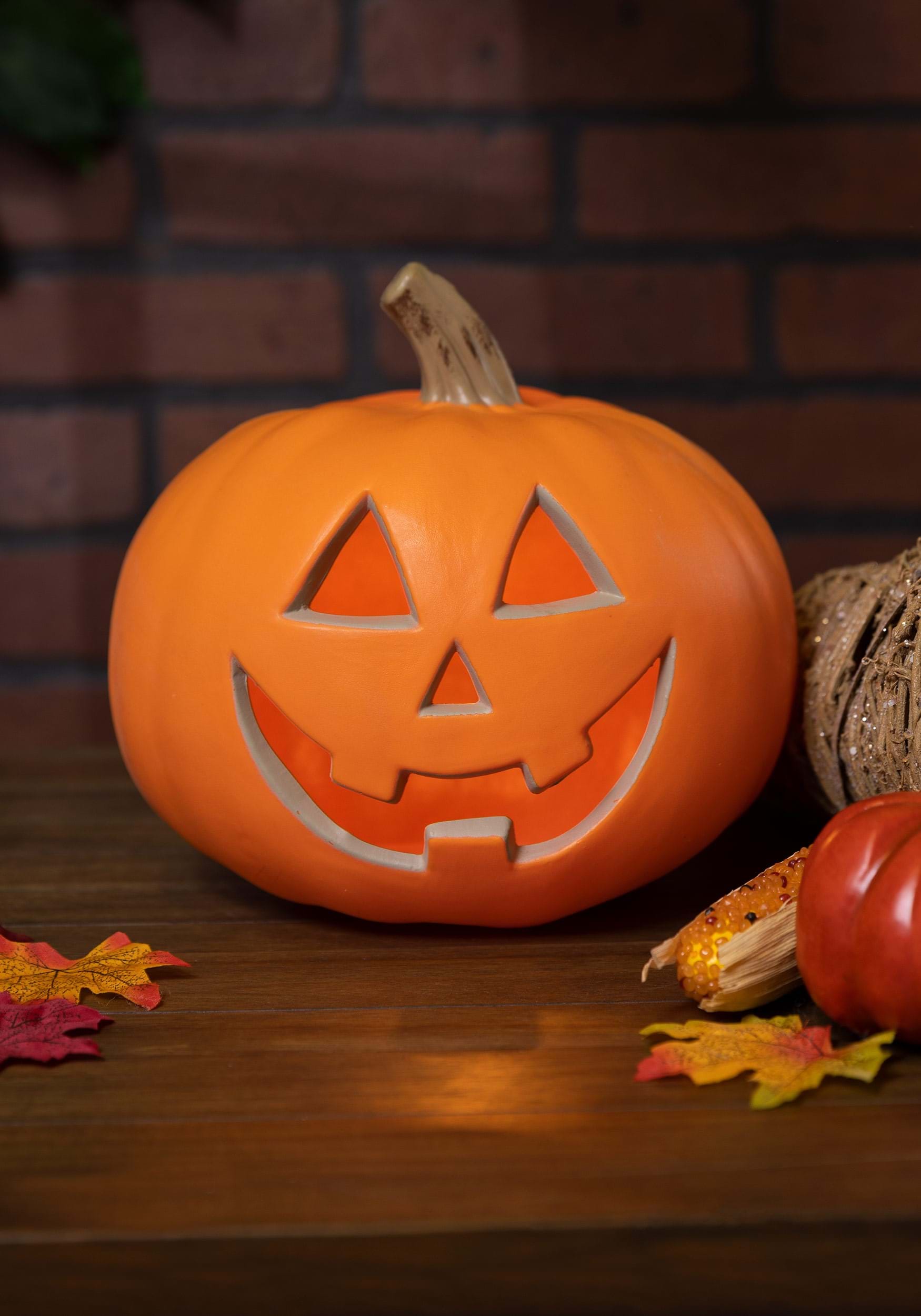Light Up Traditional Pumpkin - Scary Jack O Lantern Decoration