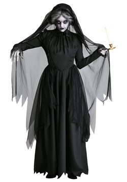 Plus Size Lady in Black Ghost Costume1