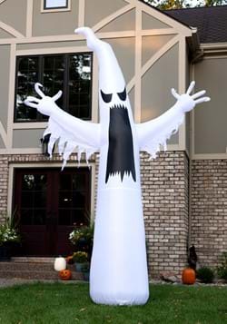 Inflatable 12ft Towering Ghost