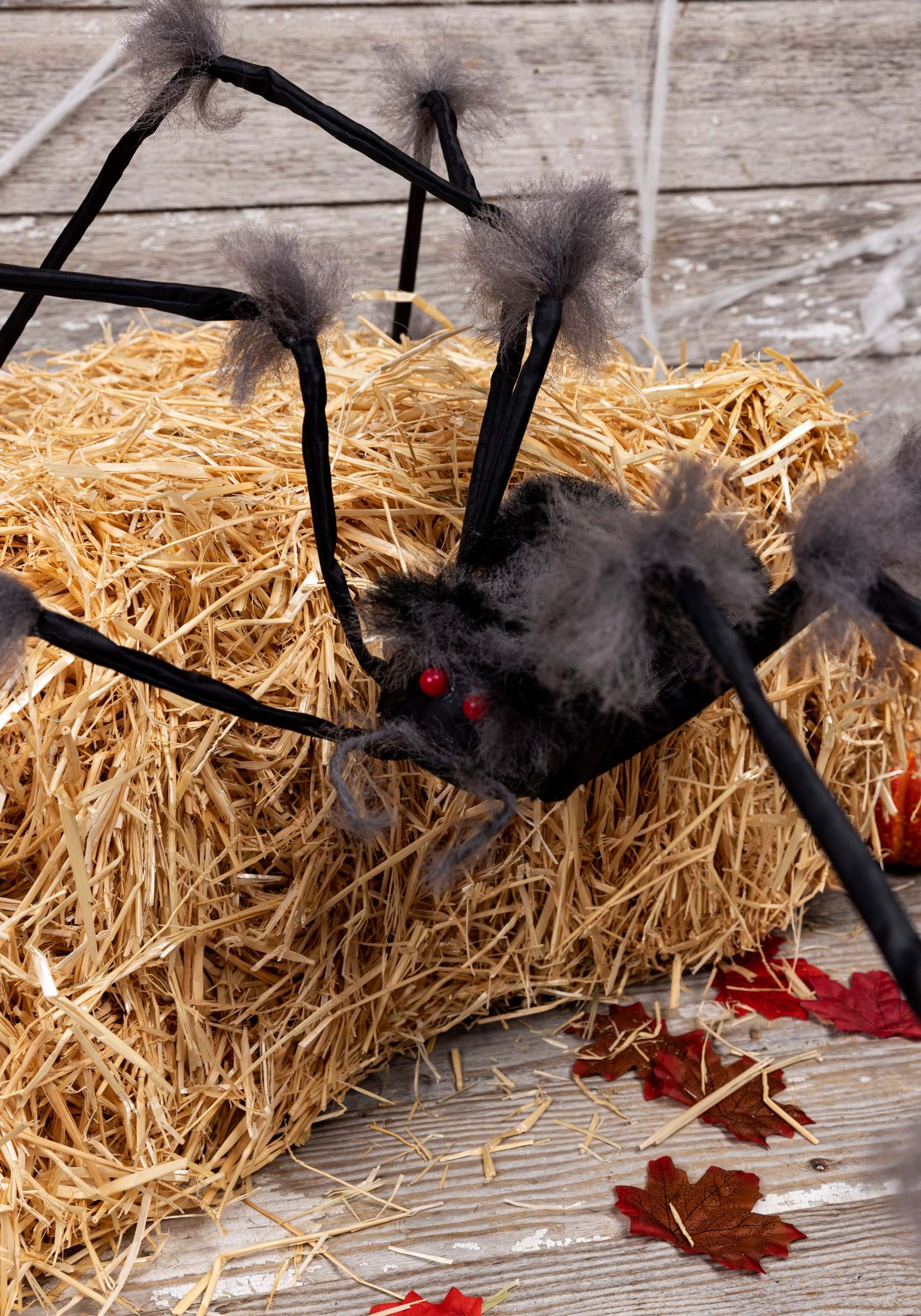 Large Hairy Gray Spider Halloween Prop , Spider Decorations