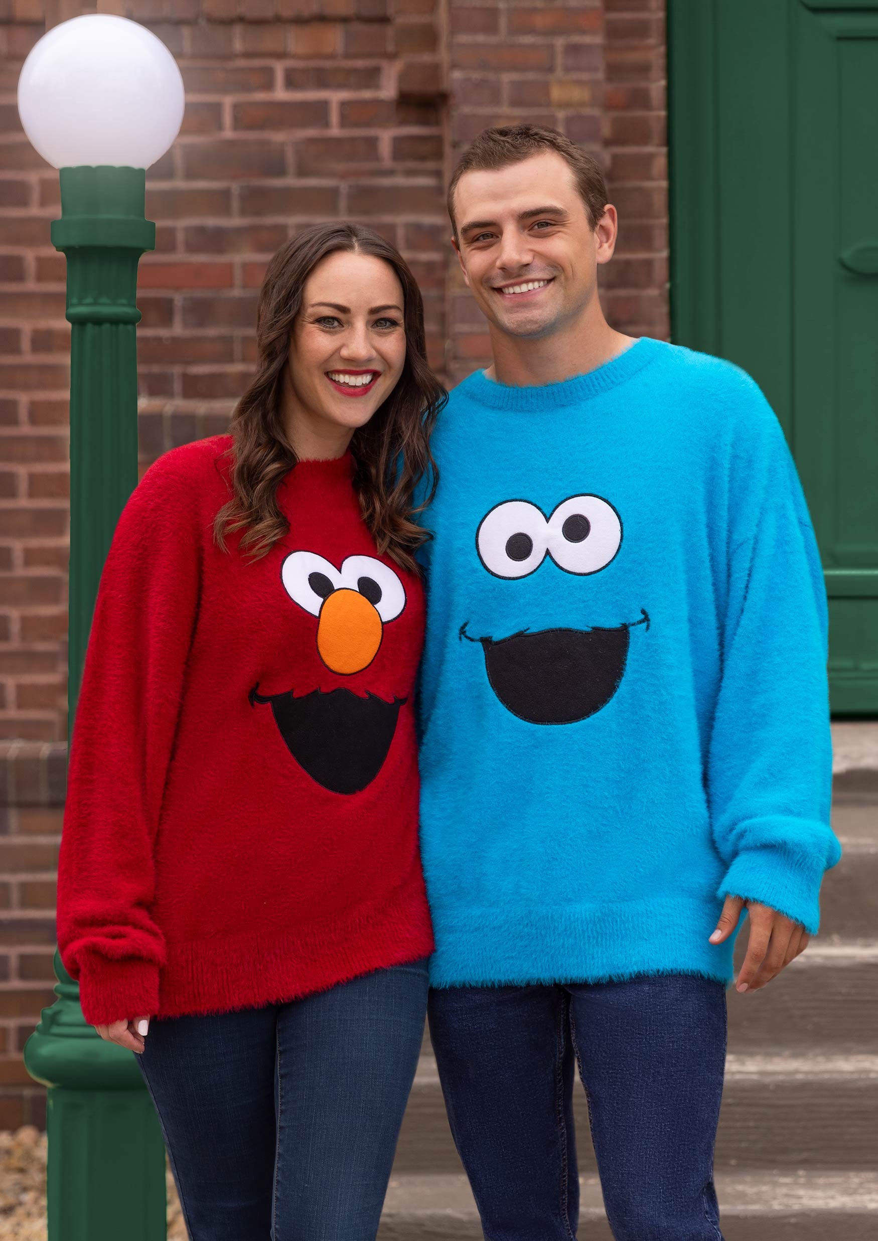90's Sesame Street Cookie Monster スウェット Sesame Street Fuzzy Cookie Monster Oversized Sweater for Adults